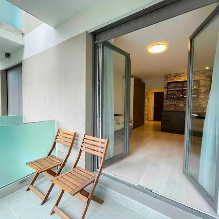 Grand Corvin Flat In Apartamento Budapest