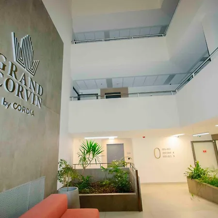 アパート Grand Corvin Flat In