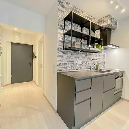 Grand Corvin Flat In
