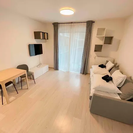 Appartamento Grand Corvin Flat In *